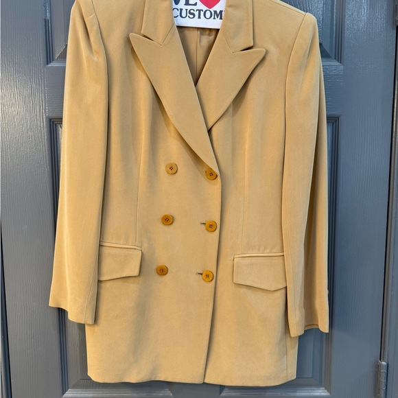 Beautiful Silk Skirt - Matches Jacket & Pants - Picture 7 of 9